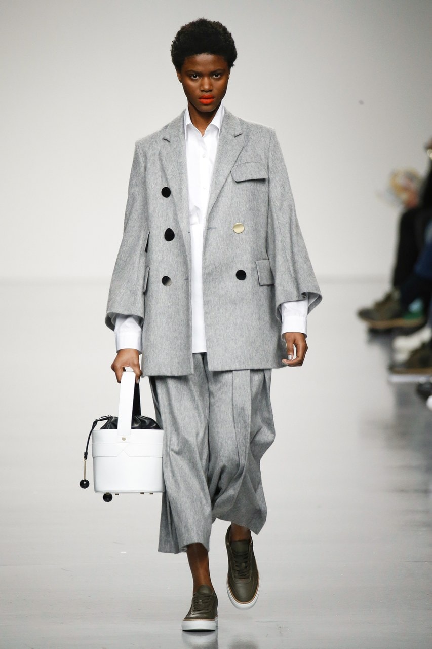 London Fashion Week Autunno/Inverno 2017/18 Eudon Choi